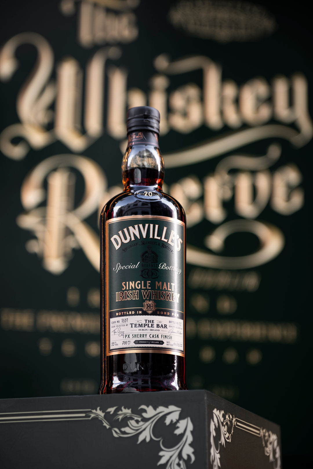 Dunville's 20 Year Old - The Temple Bar (70CL)