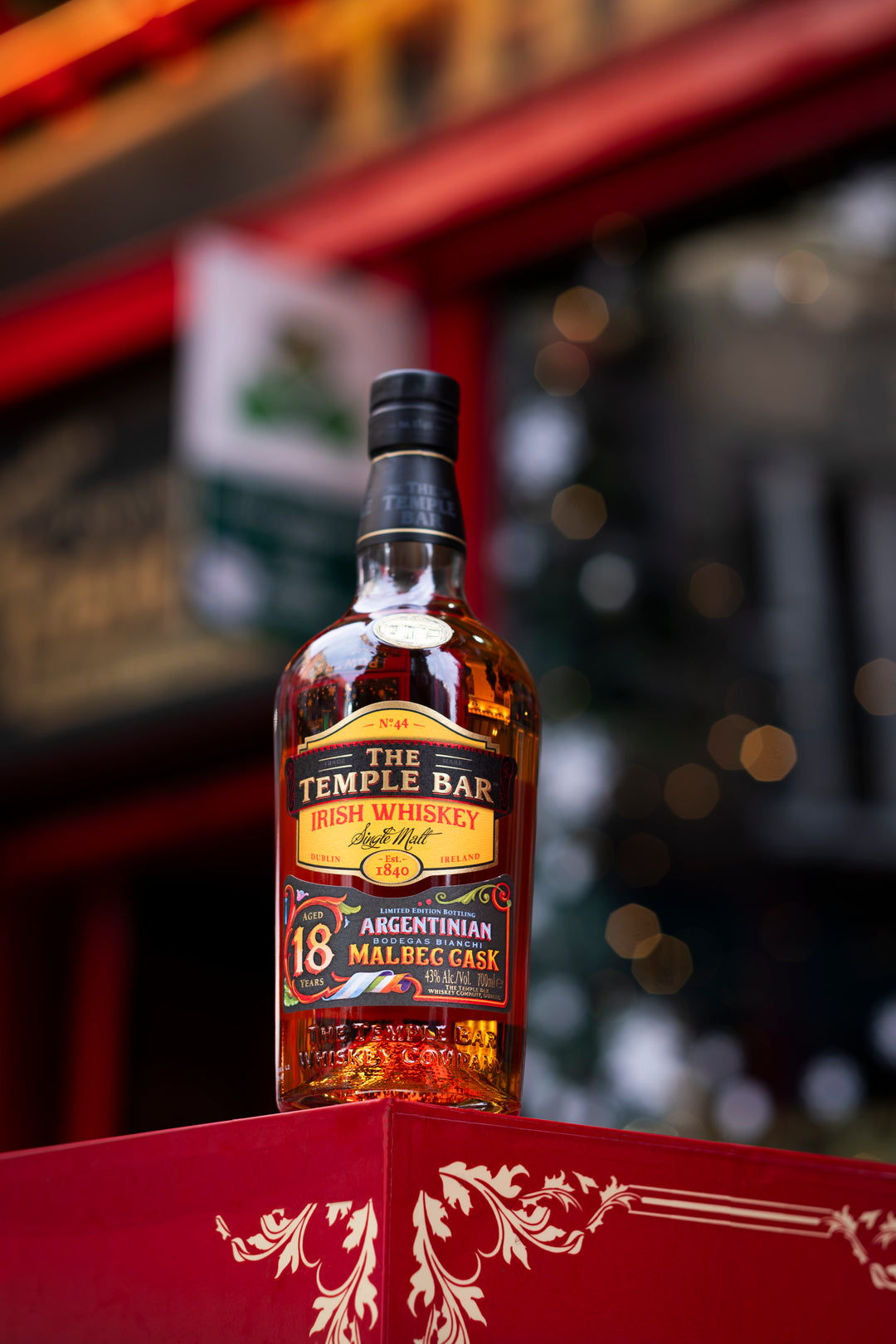 The Temple Bar Irish Whiskey - 18 Year Old Single Malt, Malbec Edition (70CL)